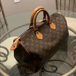 Vintage Louis Vuitton Monogram Speedy 35